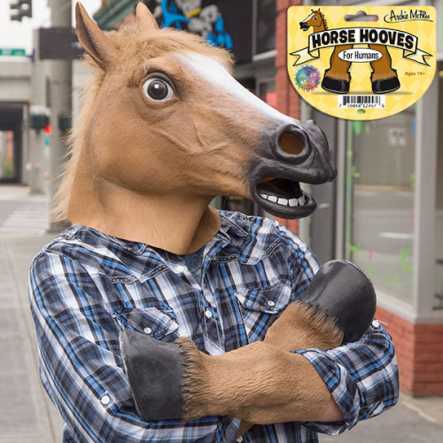 harryll0yds:amatureblogsman:archiemcphee:Horse hooves - Tired of people looking at you in your Horse