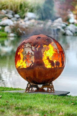 seraphica:  Gorgeous custom fire pits from The Fire Pit Gallery [via]  Brutal!! Lo deseo!!