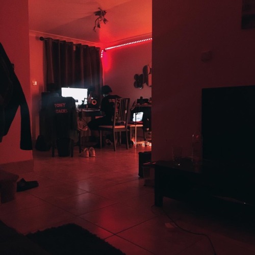 gunbound:instagram.com/p/BFejMhoqNuG/