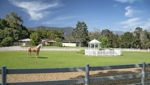 Oprah’s $28 million farm in Montecito, CAIt was formerly a hackney pony facility, but is now u