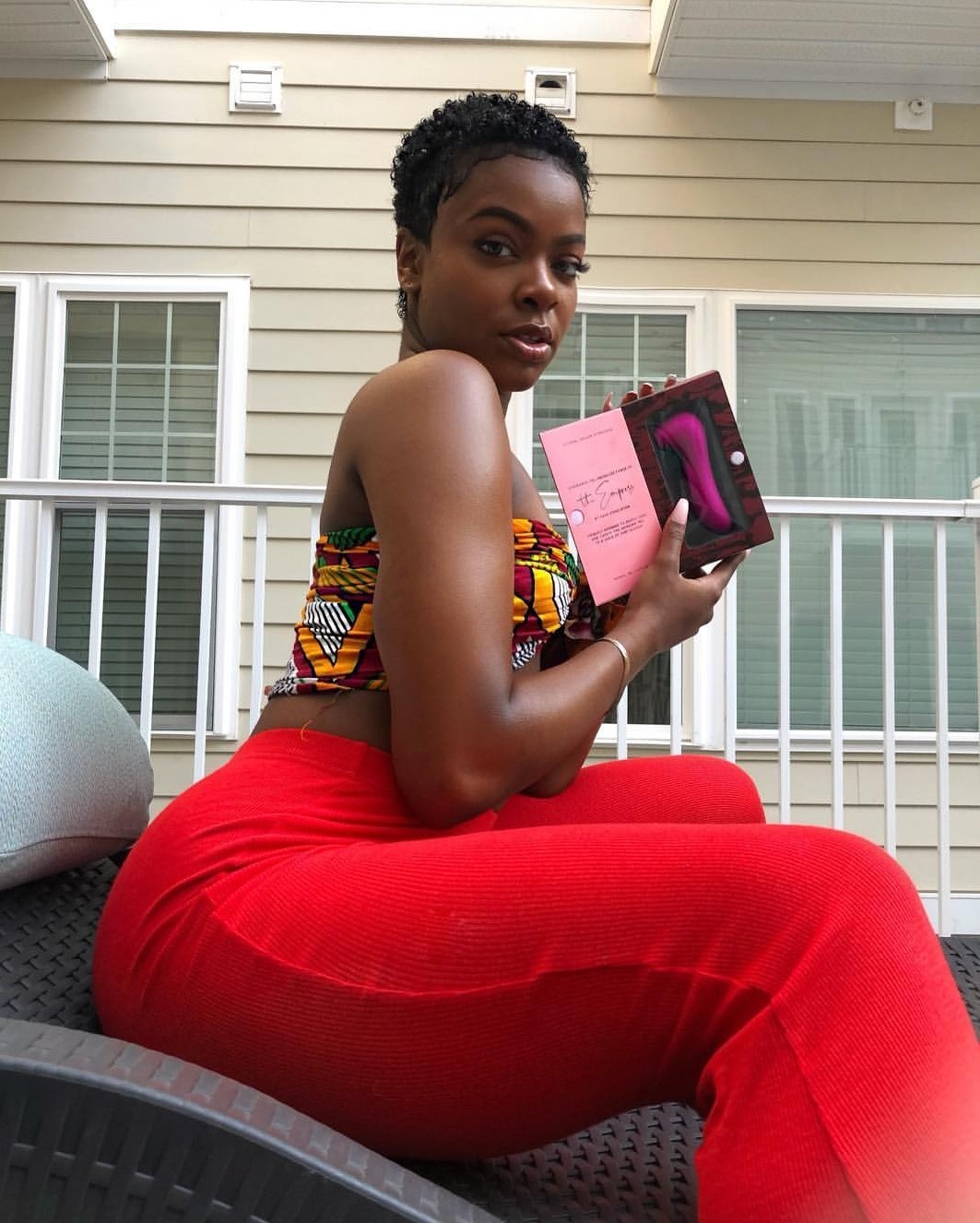 kingjazziedad:  DeliciouslySexy. Curvy. DarkSkinnedBeauty. Ms Enly10me ❤️❤️❤️