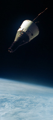 Humanoidhistory:  December 15, 1965 — The Gemini 7 Spacecraft Seen From The Hatch