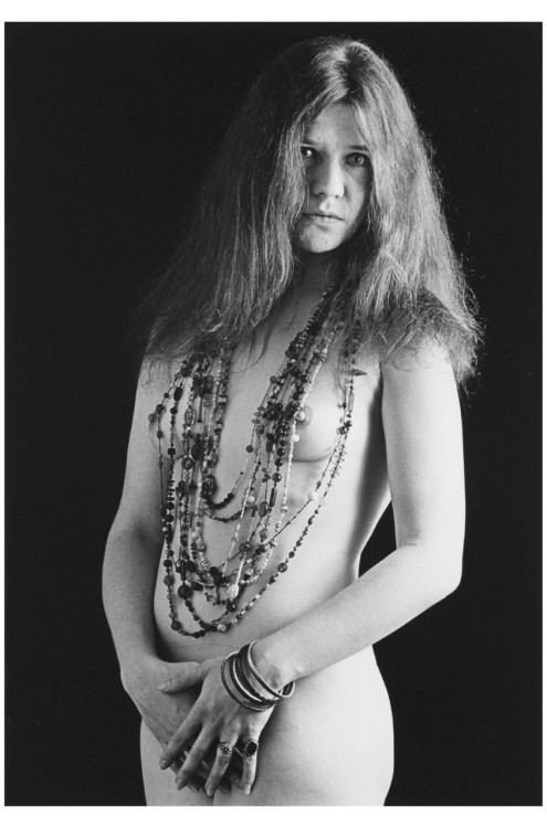 https://nakedsingersandmusicians.tumblr.com/post/154379716247