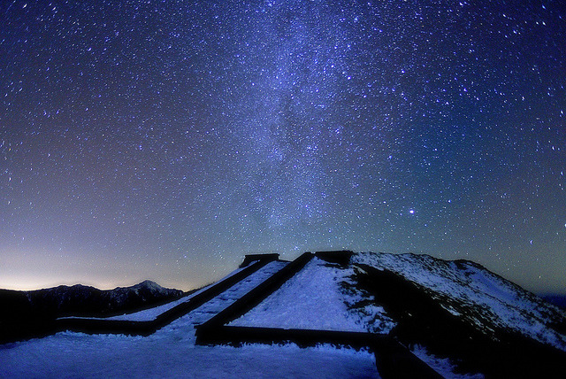 forbiddenforrest:  The stairs to Milky Way 銀河冰梯 by Vincent_Ting on Flickr.