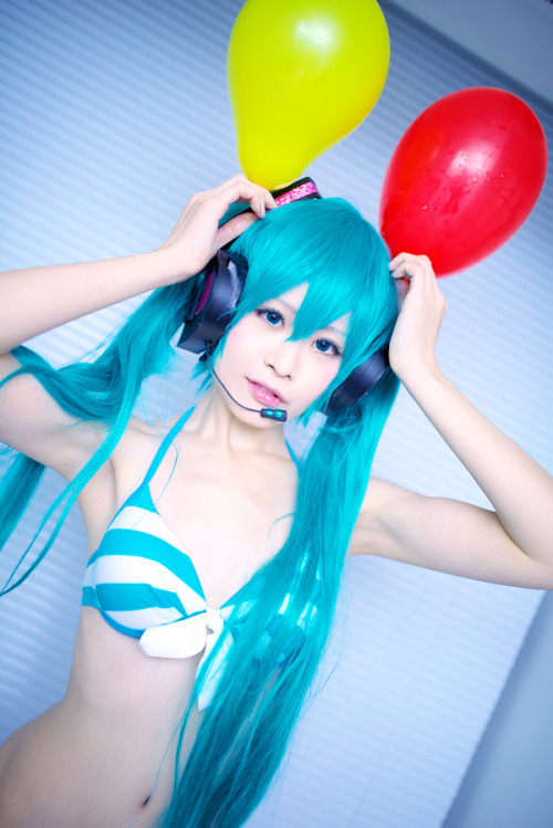 okudaao:  初音ミク : 懐 巡音ルカ : 黎 