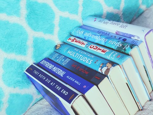 myownlittlebookcorner: Shelf-Confidence BPC: February 18, 2021 - Favorite ColorBlue is my number one