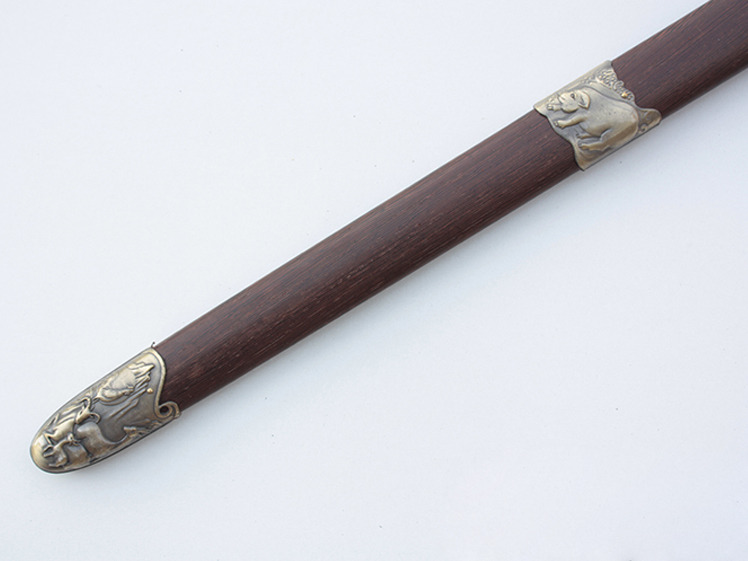 chinesesword:  Chinese Sword Chinese Zodiac Patternhttp://www.icnbuys.com/chinese-tai-chi-chinese-zodiac.htmlFollow