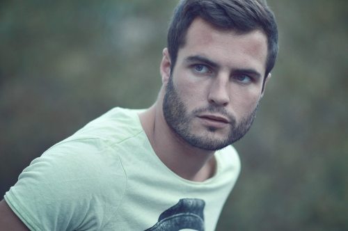 favhob :  jeanbaptistehuong :  © JBH/BVD-2013 - París (Francia) Pierre http://jeanbaptistehuong.fr / http://jeanbaptistehuong.tumblr.com /  Mi pasatiempo favorito 