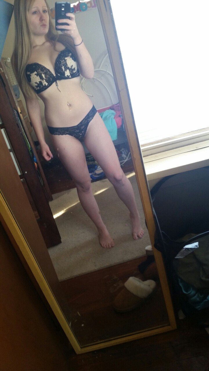 saraissmiling:  Getting ready is my favorite part of the day.