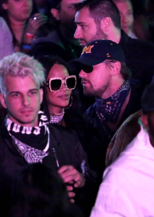 8hy:fentymylove:Rihanna & Leonardo DiCaprio at Coachella in Indio, CA.  (April.16)I KNEW IT