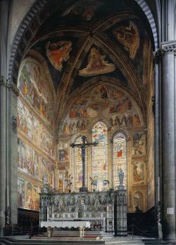 renaissance-art:  Domenico Ghirlandaio c. 1485-1490 View of the Tornabuoni Chapel 