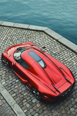 Artoftheautomobile:  Koenigsegg Regeravia Koenigsegg