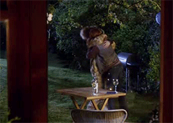 jeffersonadamshamilton:  a-peculiar-mademoiselle:  Doctor Who/Tangled Parallels  THIS IS AMAZING. 