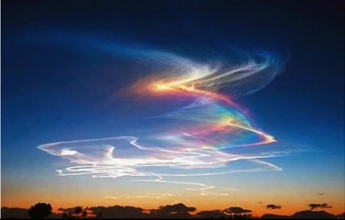 Porn photo flaws-in-icarus:  “Fire Rainbows” are