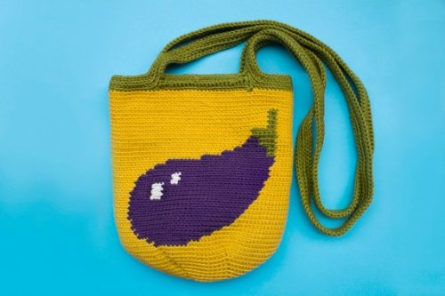 Eggplant handbag// MokukiShop