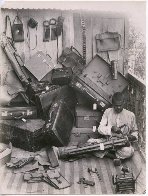 Leather Case Maker, Delhi from the VSW Soibelman Syndicate News Agency Archive