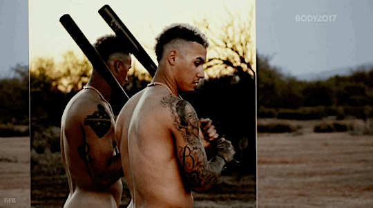 hotfamousmen:      Javier Báez   