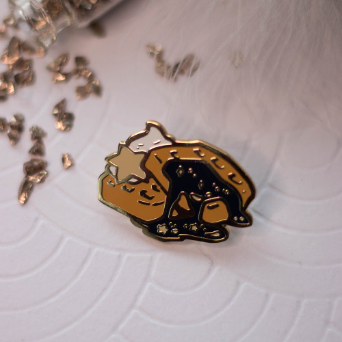 Starry food enamel pins are up in my shop ✨