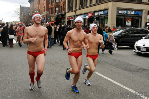 Nothing like a Santa Run to give us some nice flat bulges and small VPL