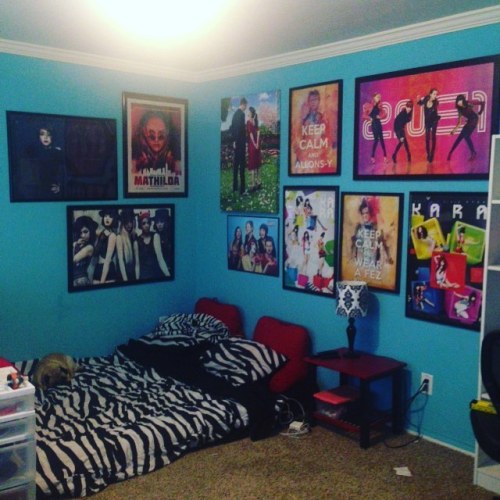 Finally got my posters up! Not perfect, but in fairness, this was tough to do and took a lot of phas