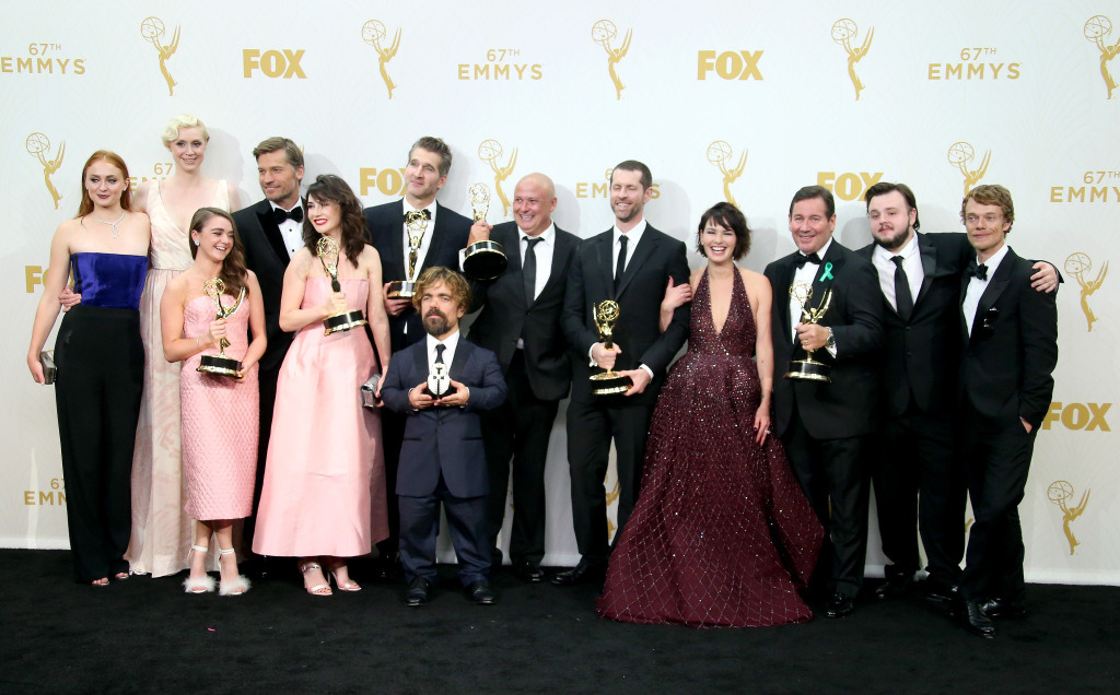 nevaehtyler:  bellaxiao:    People of color are the slaves in Game of Thrones. But