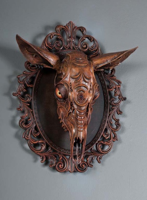 socialpsychopathblr:Chris Haas sculpts and embellishes animal skulls into mystical creatures.