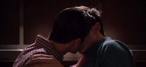 triflesandparsnips:The worst part about this gifset is the fact that the gif where JigSue’s arms fly