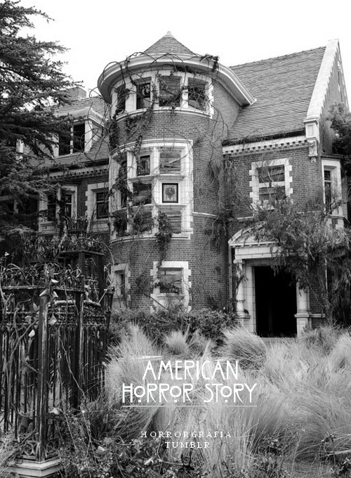 horrorgrafia:    horror page on facebook  