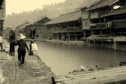 Beautiful - and contemporary - photos of South East China by the talented Shen Xianyi. 1. Zhaoxing 肇