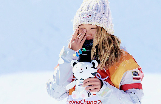 quicksiluers: Congrats to Chloe Kim for winning gold in the Women’s Halfpipe Competition