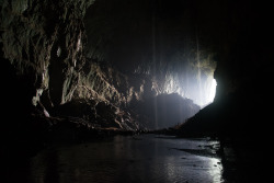 naturalsceneries:Mulu Cave Opening by gmurcho