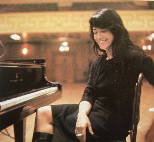 erscheinungen: Martha Argerich Happy belated birthday to this wonderful woman—she turned 74 ye