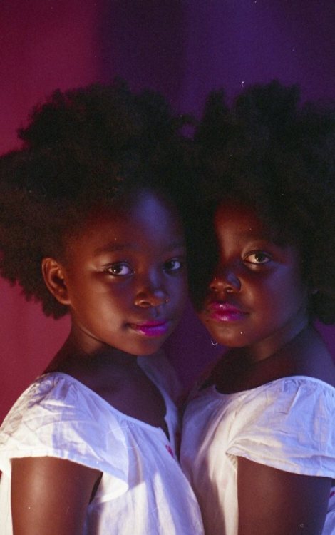 artisenotartist: Took some photographs of my nieces wearing my lipstick. They love to play in the li