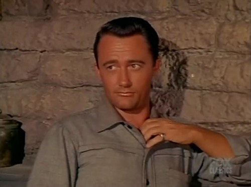 eleonoraalva:Robert Vaughn in “Bonanza”, season 4, episode 6 “The Way Station”. Part 1