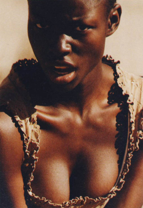 a-state-of-bliss:I-D Magazine Summer 2010 - Jeneil Williams by Daniel Jackson