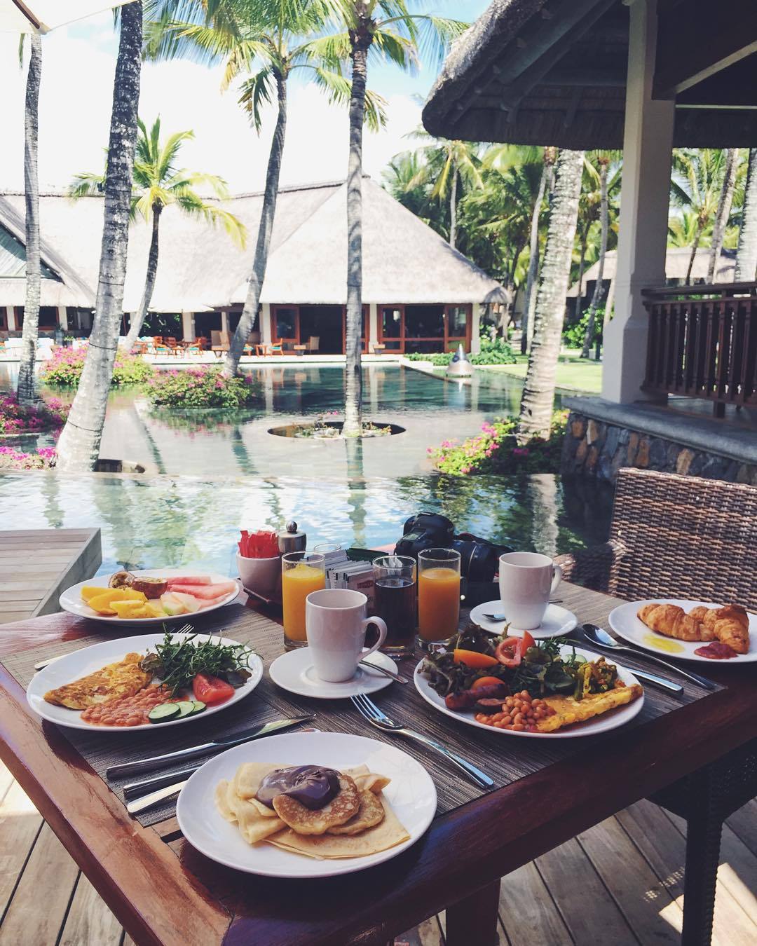 stylishblogger:  This breakfast. 🙏🏽🙏🏽🙏🏽 #myconstancemoment #mauritius