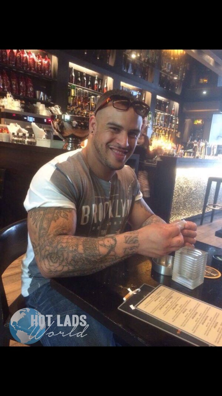hotladsworld2:  Solid muscle - Solid meat!FULL PHOTO ARCHIVE HERE!