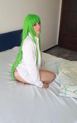 cute-cosplay-babe:  CC cosplay from Code Geass by Lauramunay