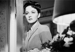 bettesdavis:  Happy 100h Birthday Olivia de Havilland!(July 1, 1916) I would prefer to live forever 