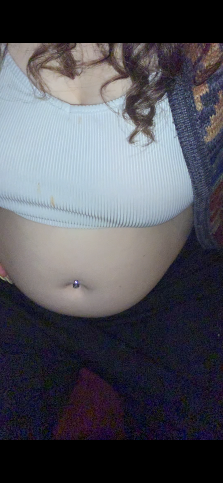 :My belly bulge and growing boobies 🥰 🍄 💓