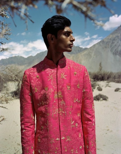 Nomad Prince by Sulakshana Monga | Groom’s Wear 2020Photography | Ashish N ShahModel | Pratik Shetty