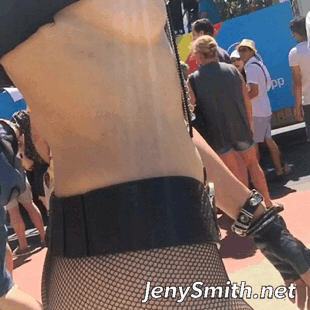 sexyjenysmith:  Hey guys  💋my selfie is 🔥
