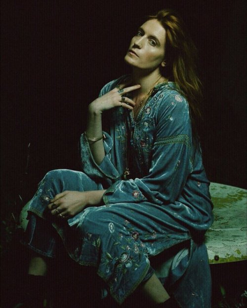 shakspaeree: Florence Welch photographed by Vincent Haycock vs “The Day Dream” by Dante