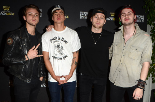 hotdamn5sos: American Music Awards Radio Row Day 2 - November 21st [HQ] [Gallery]