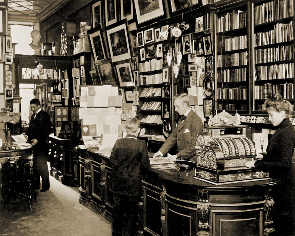 unefemmediscrete:    Denmark Bookstore , Circa 1899 . 