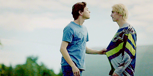 philkasundevak:I dreamt I’ve kissed you in public. And the dream comes true.