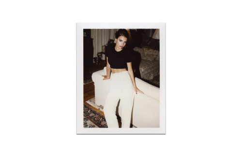 awhirlpoolofinspiration: Emily Ratajkowski by Jonathan Leder