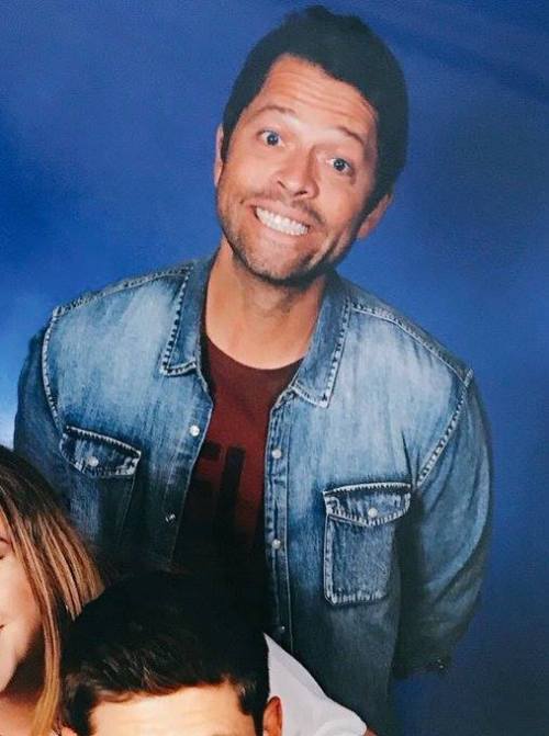 desiraelovesdestiel: When your hubby raids the closet…