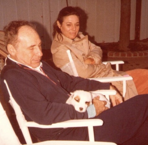 The Brooks family with Carl Reiner&rsquo;s new puppy, 1979.x