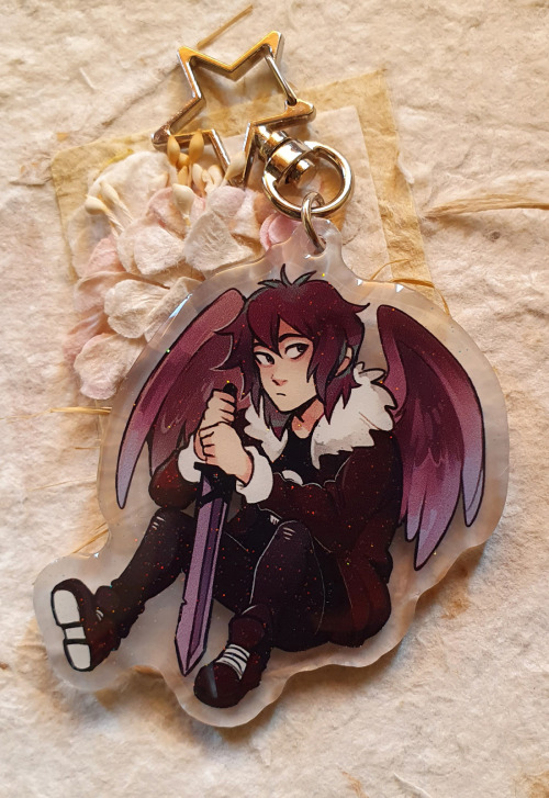 posting aall the photos of various misc charms I made last year + this year! :^)☆ can be found here